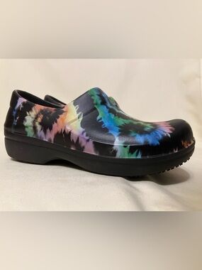 Crocs Neria Pro II Women's Multicolor Low Top Comfort Work Clogs 205385 Size 10